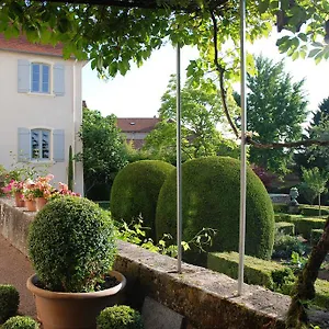 Demeure Bouquet Ambierle